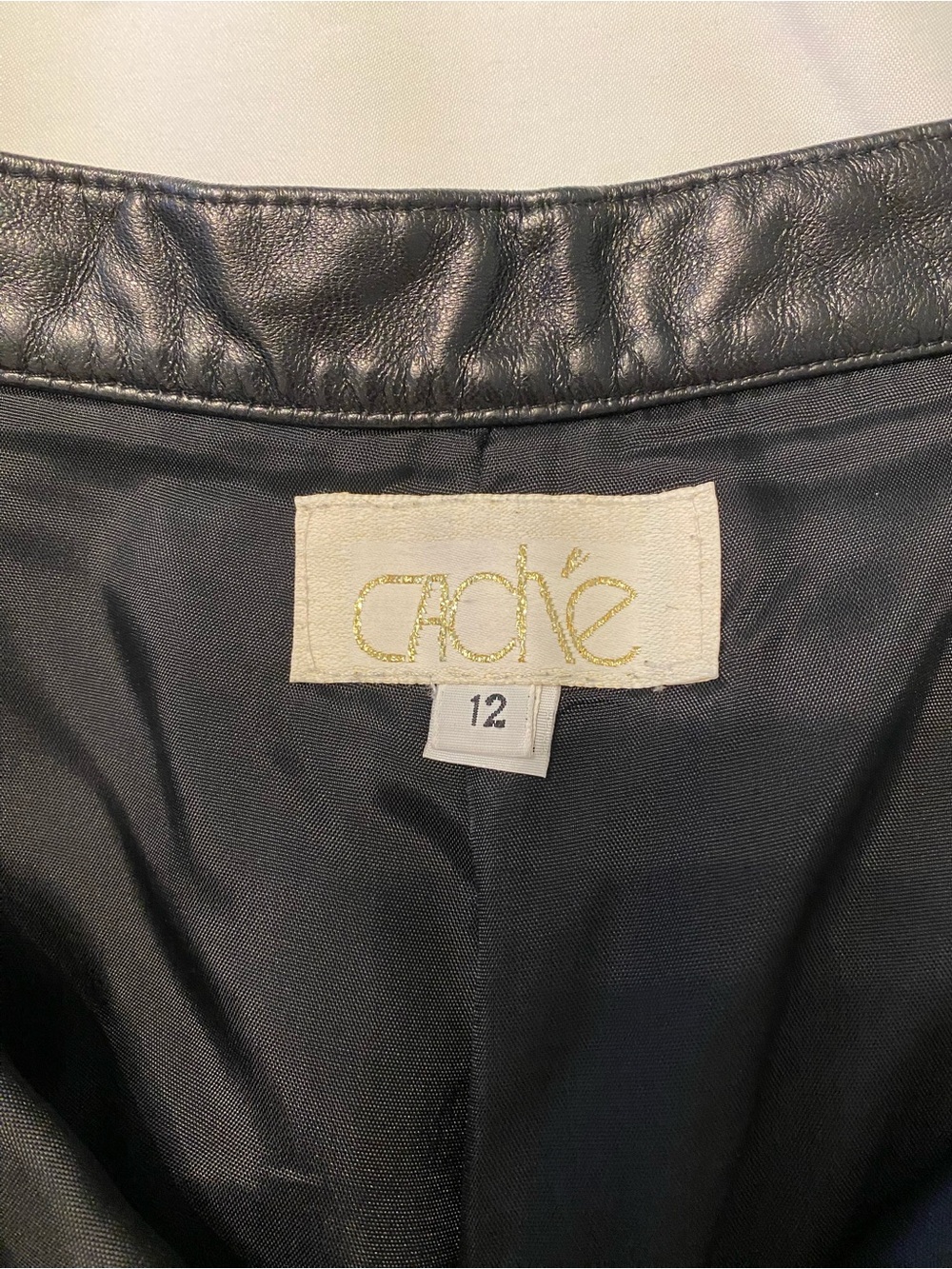 Cachè Vintage Women’s Black Leather Pants - Picture 4 of 4